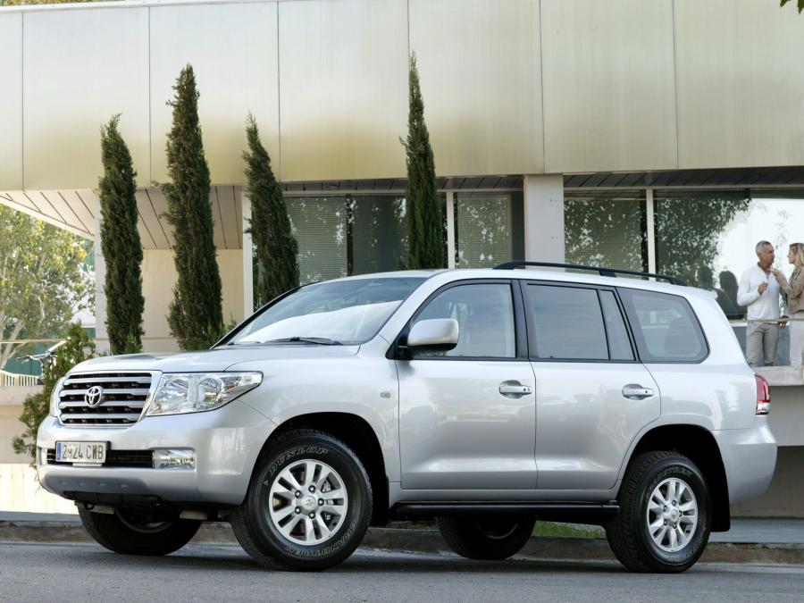  Toyota Land Cruiser 200 2007 года  (фото 5 из 196)